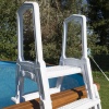 Escaleras para piscinas elevadas ESCALERA DE SEGURIDAD 2X4 PELDAÑOS - MOLDEADA POR SOPLADO - Imagen 3
