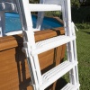 Escaleras para piscinas elevadas ESCALERA DE SEGURIDAD 2X4 PELDAÑOS - MOLDEADA POR SOPLADO - Imagen 4